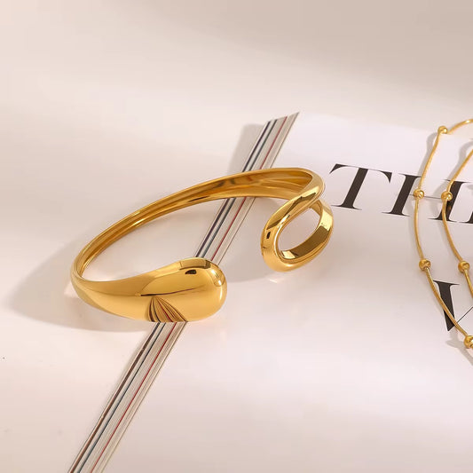 Colette Cuff
